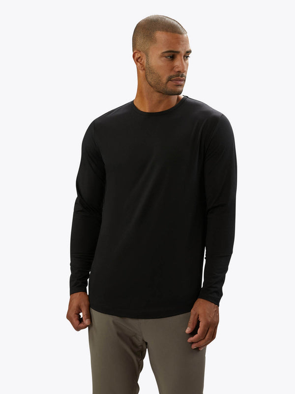 CUTS AO Long Sleeve Curve-Hem Tee